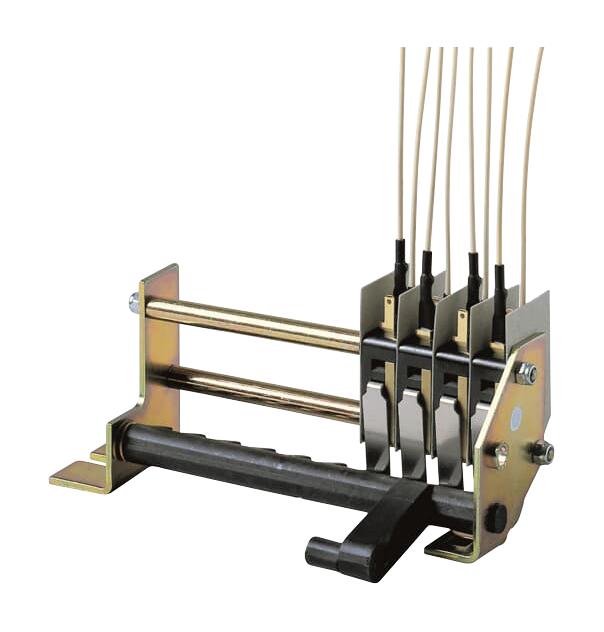 1SDA038326R1 4 OPEN/CLOSED AUX.CONTACTS E1/6 ABB