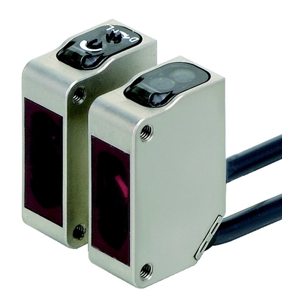 E3ZM-T61 2M PHOTOELECTRIC SENSOR, NPN, 0.1A, 15M OMRON