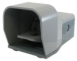 MP016065 - Foot Operated Switch, SPST-NO, SPST-NC, 6 A, 240 V, 138 mm - MULTICOMP PRO